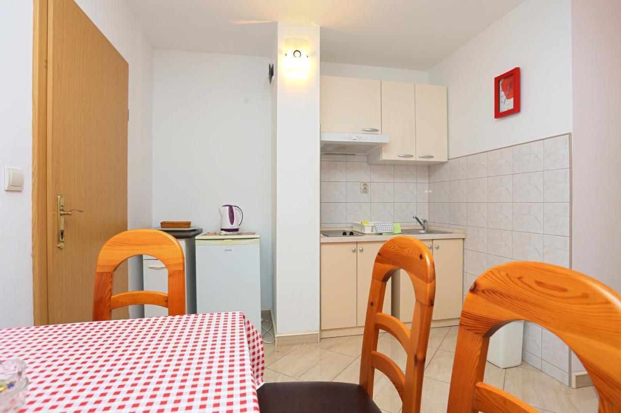 Apartments By The Sea Zivogosce - Porat, Makarska - 18218 Igrane Exterior photo