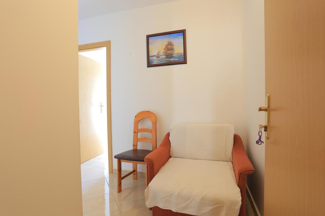Apartments By The Sea Zivogosce - Porat, Makarska - 18218 Igrane Exterior photo